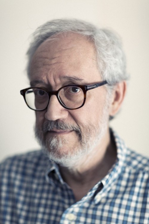 et billede af Emilio Martínez Lázaro