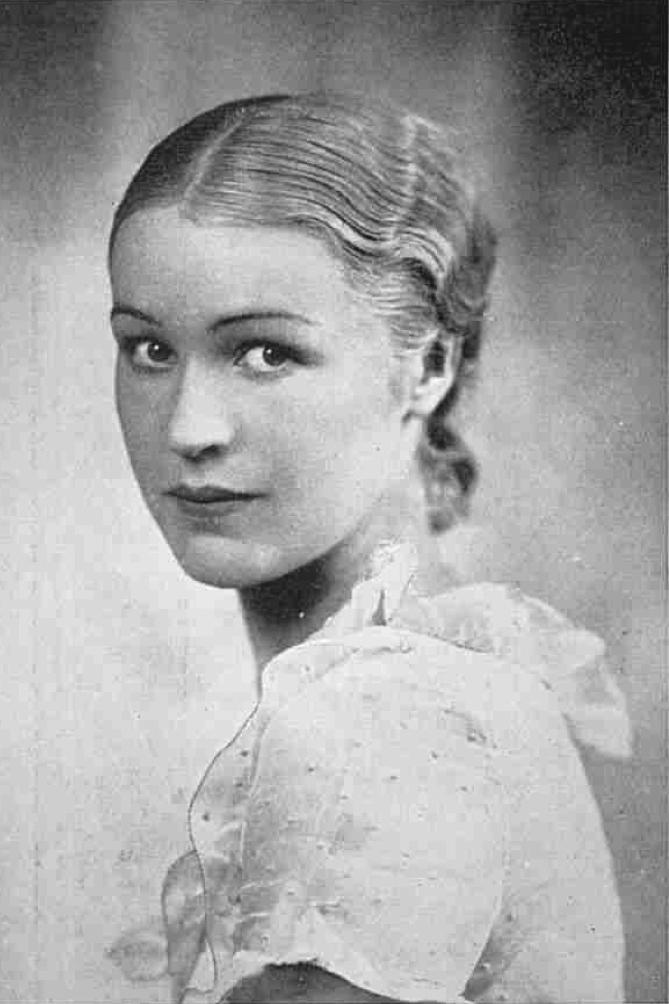 Helen Gardom | Writer