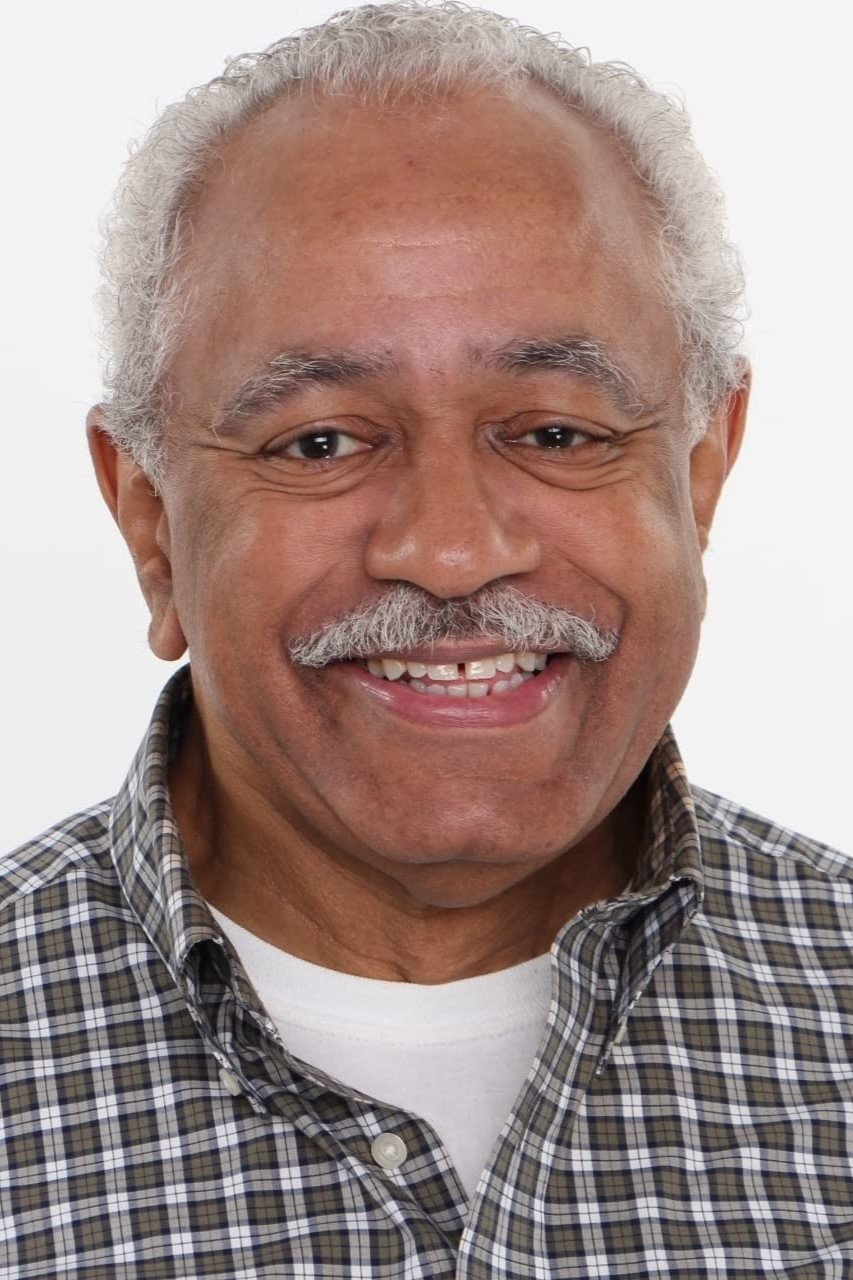 et billede af Leo V. Finnie III