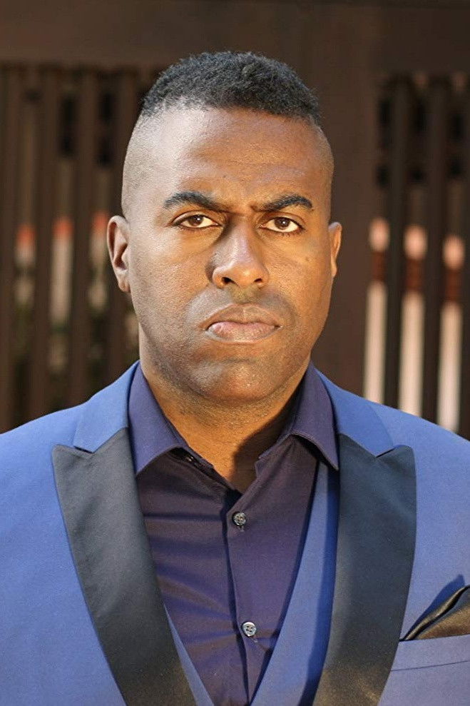 et billede af John Rhymes