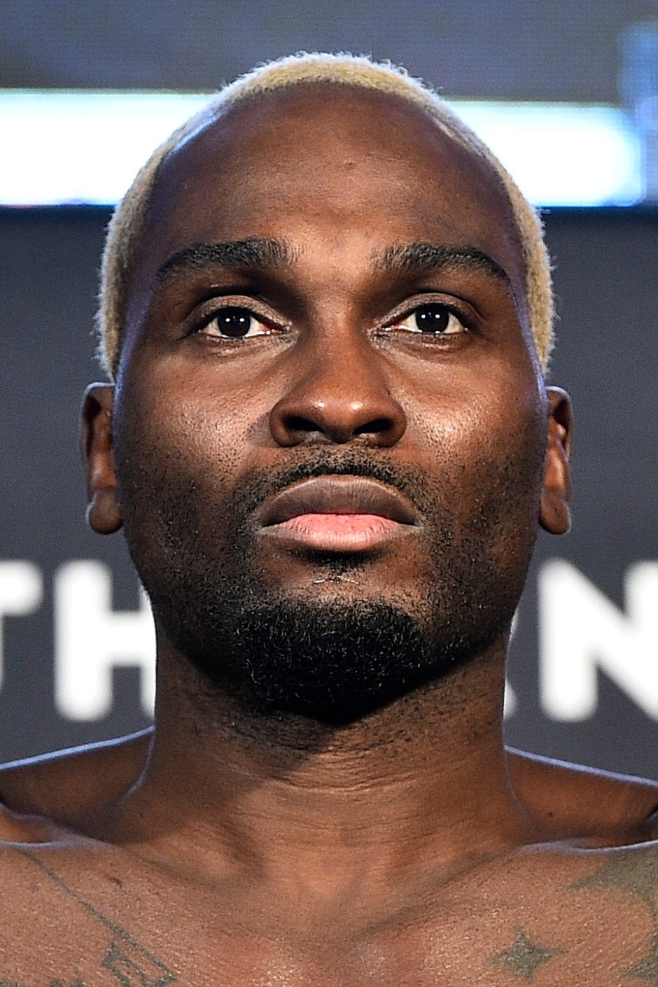 et billede af Derek Brunson