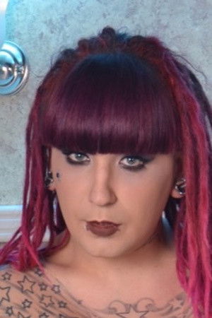 et billede af Kelly Clare