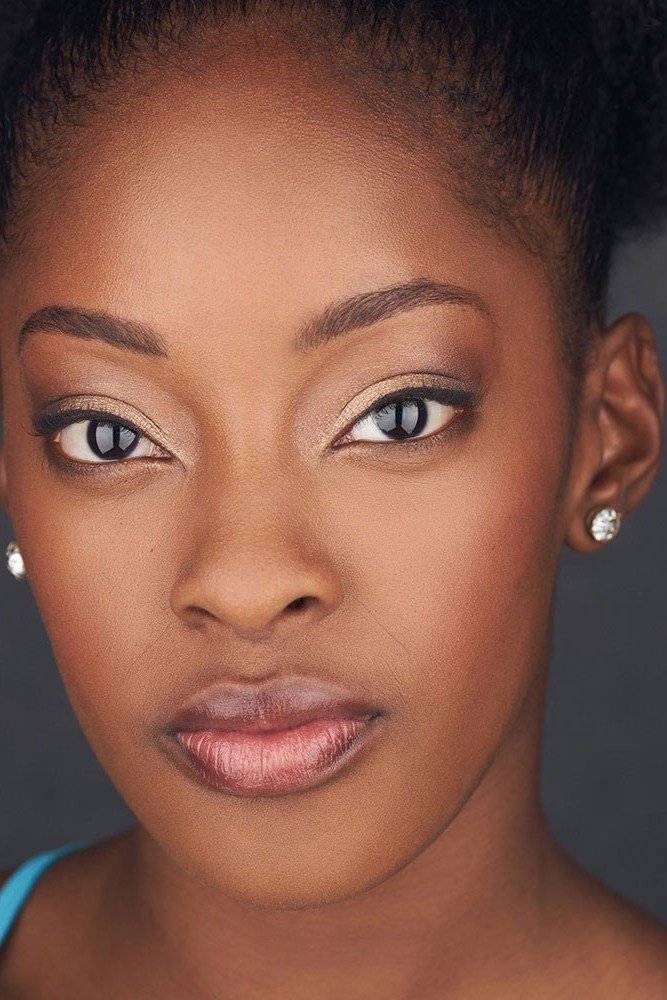 et billede af Kayla Davion