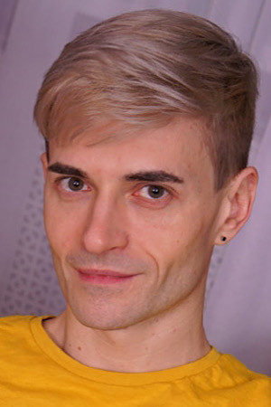 et billede af Lewis Konnor