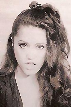 et billede af Lisa K. Loring