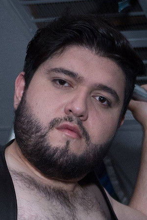 et billede af Alezgi Cage