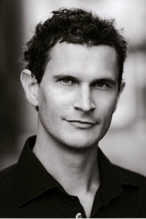 et billede af Hugh Sexton