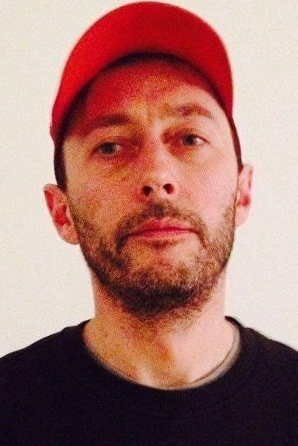 et billede af Bryan Michael Mills