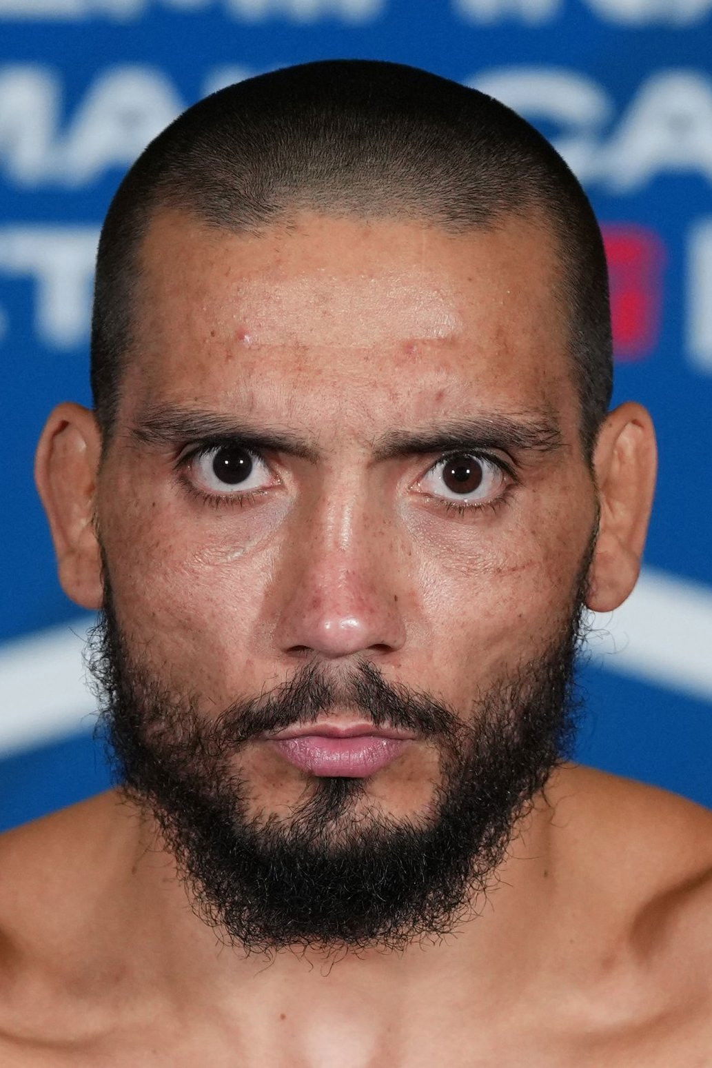 et billede af Carlos Leal