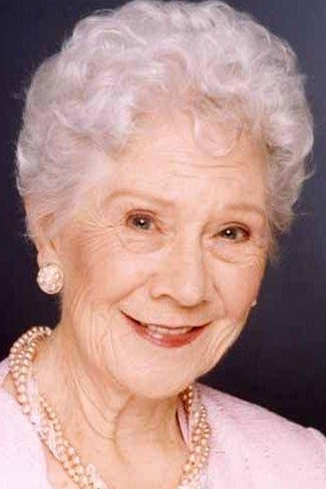 et billede af Anne Bellamy