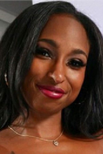 et billede af Lana Ryder