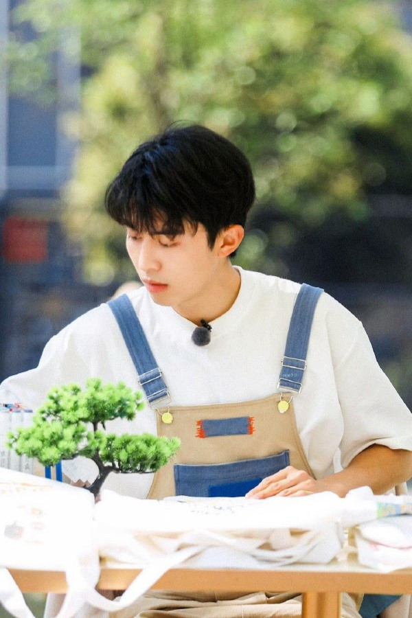 et billede af Xiaotong Zhao