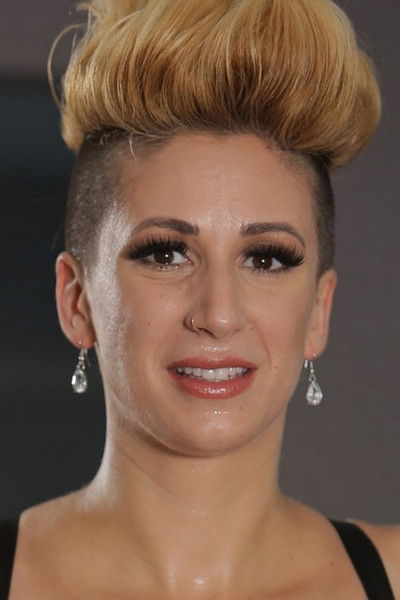 et billede af Della Dane