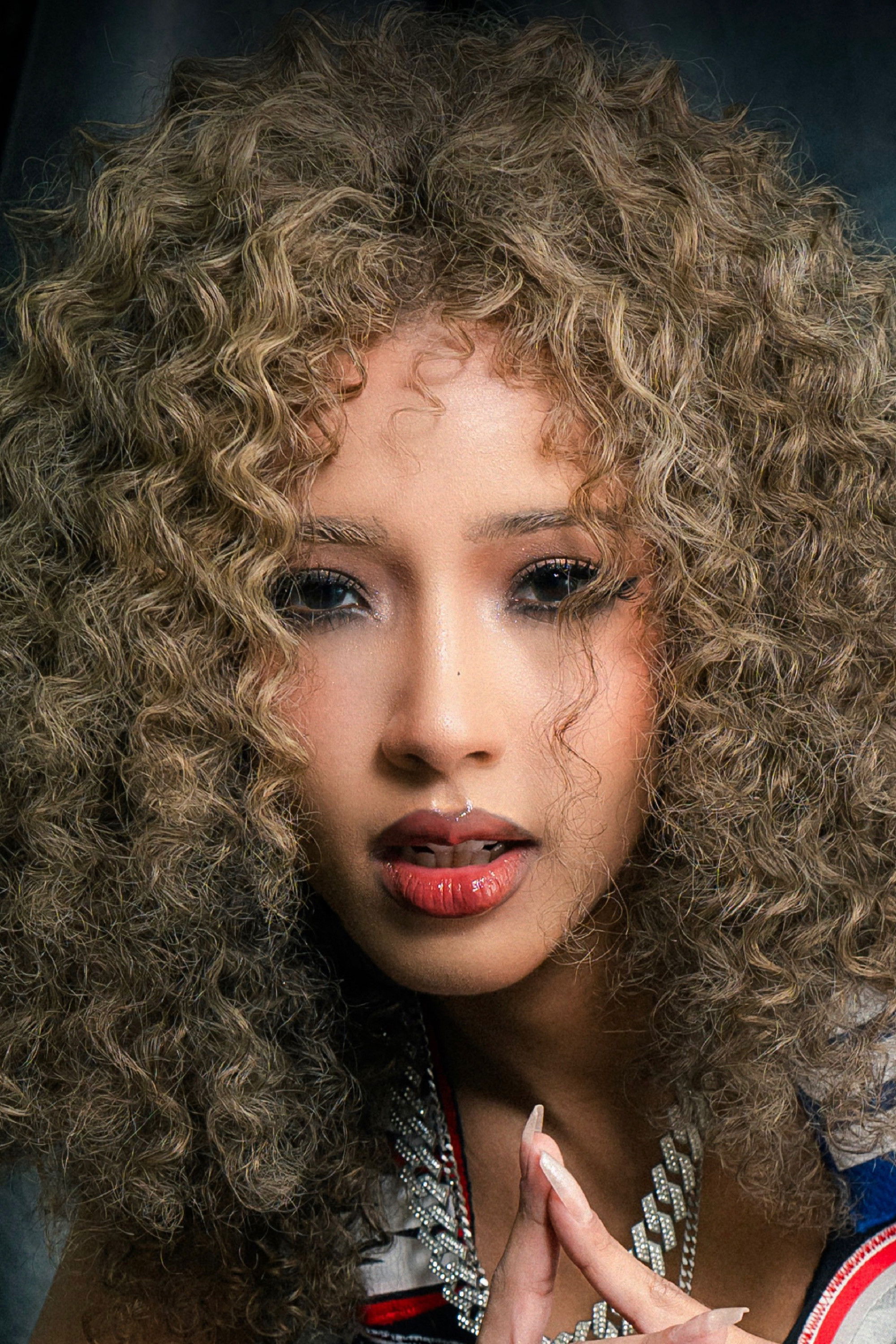 et billede af Michaela Olivia Baker