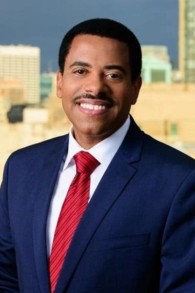 et billede af Dean Meminger