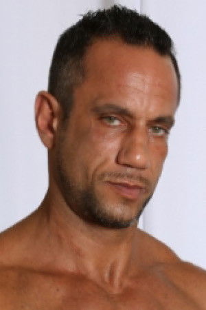 et billede af Maximillian Kong