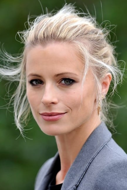 et billede af Laura Bailey