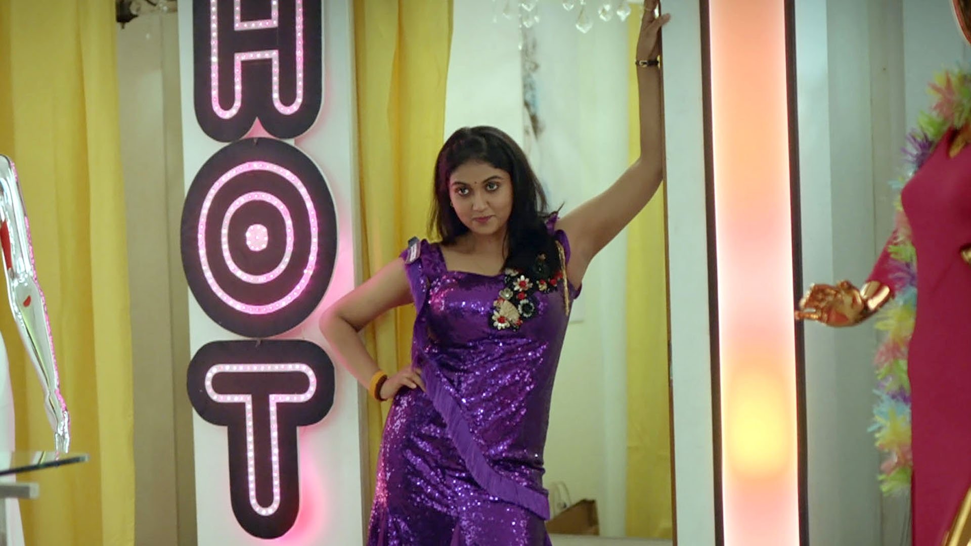 Thumbnail for Hawa Hawai Season 1 Episode 2