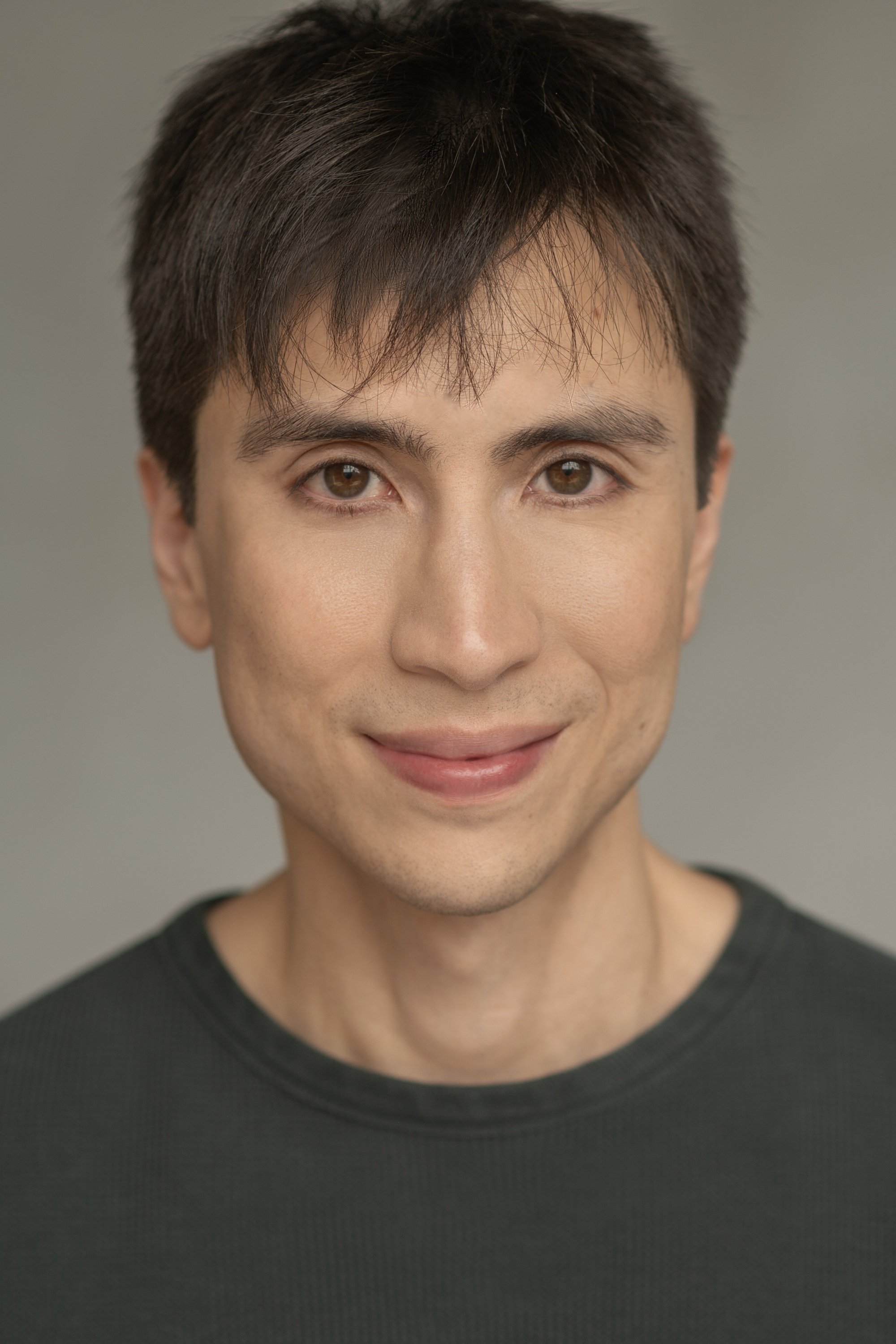 et billede af James Y Camacho