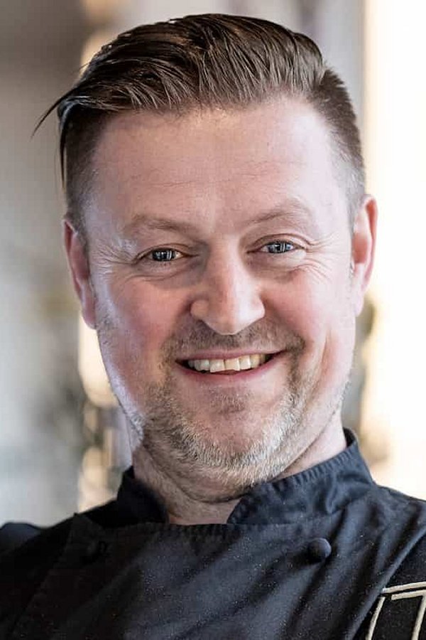 Jesper Koch's picture in the cast