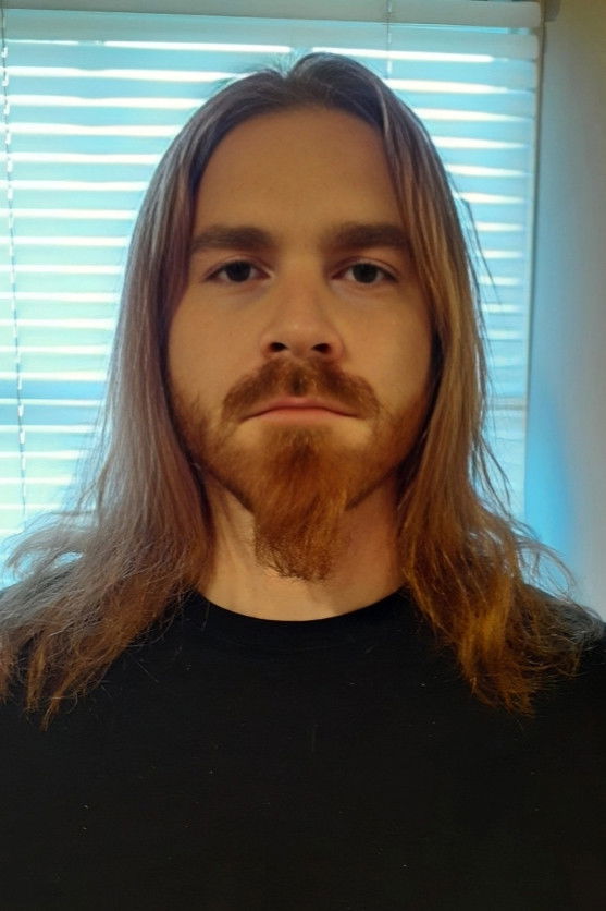 et billede af Ethan Clay