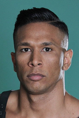 et billede af Adrian Monroy