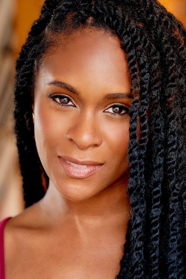 et billede af Kacie Rogers