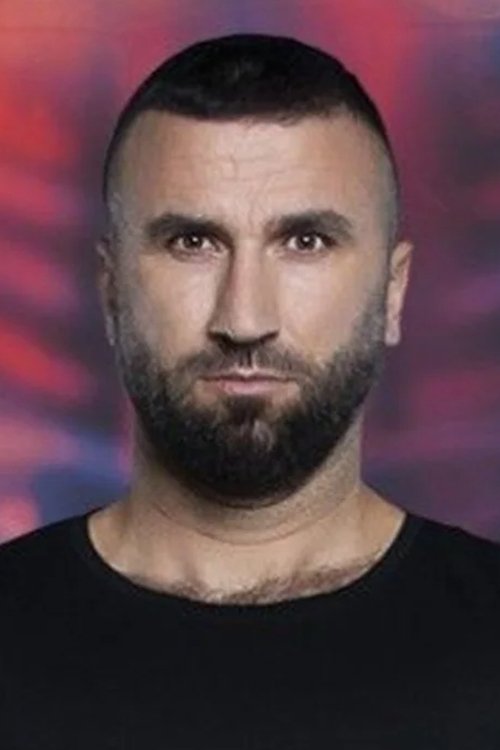 Hikmet Tuğsuz