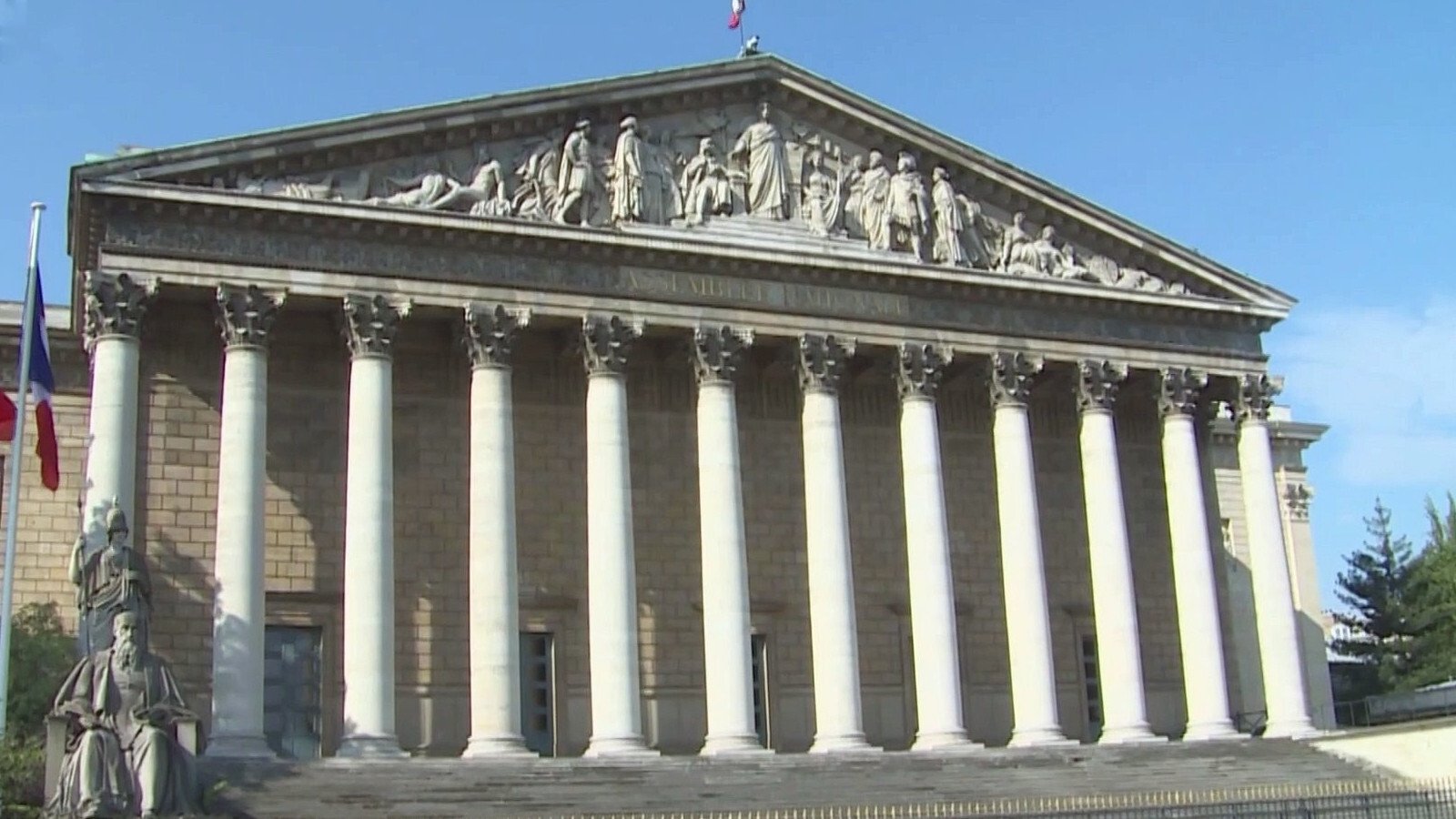 À la tribune