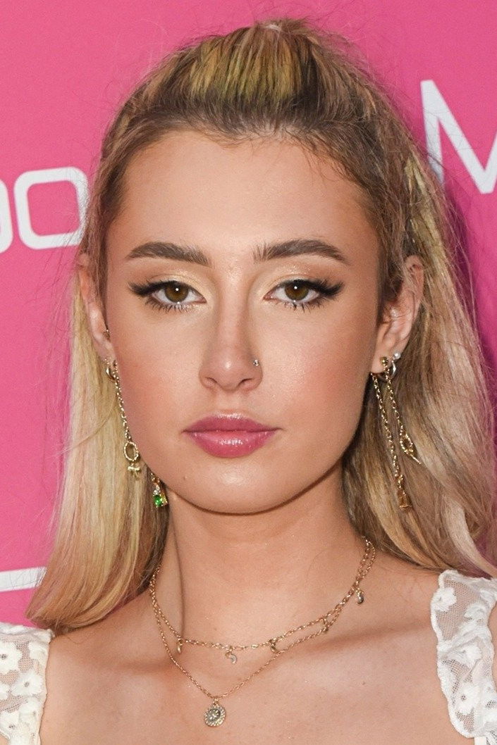 et billede af Carly Lawrence