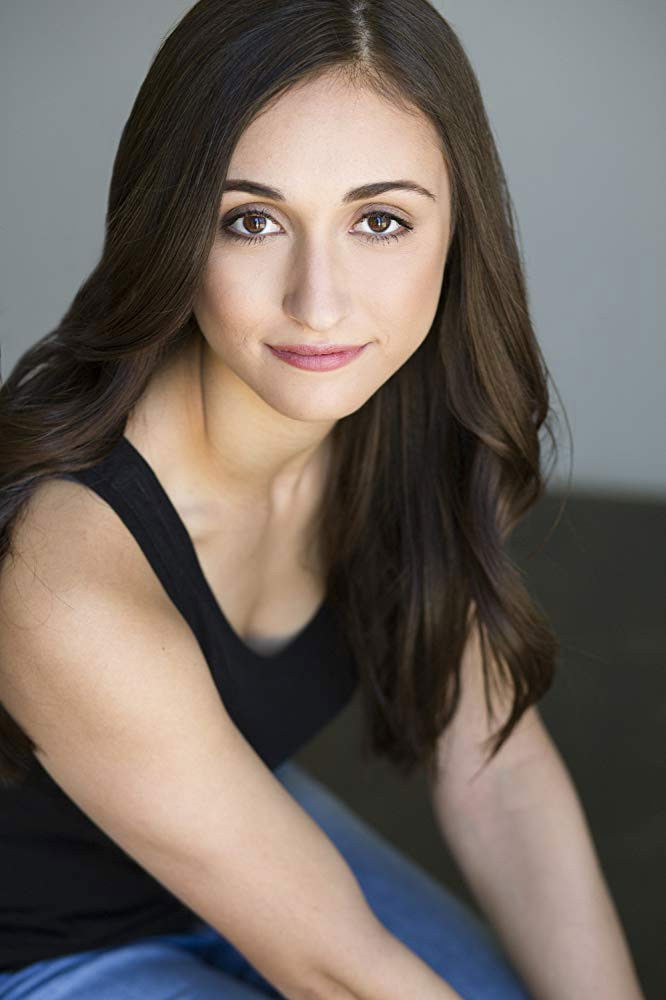 et billede af Kylee Williams Russell