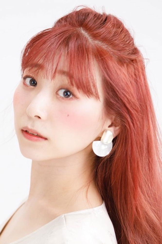 et billede af Momona