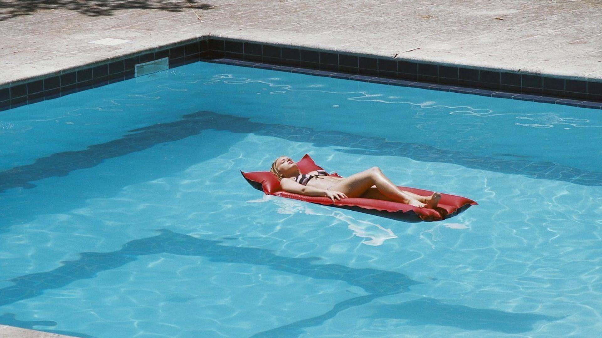 Piscina (2003)