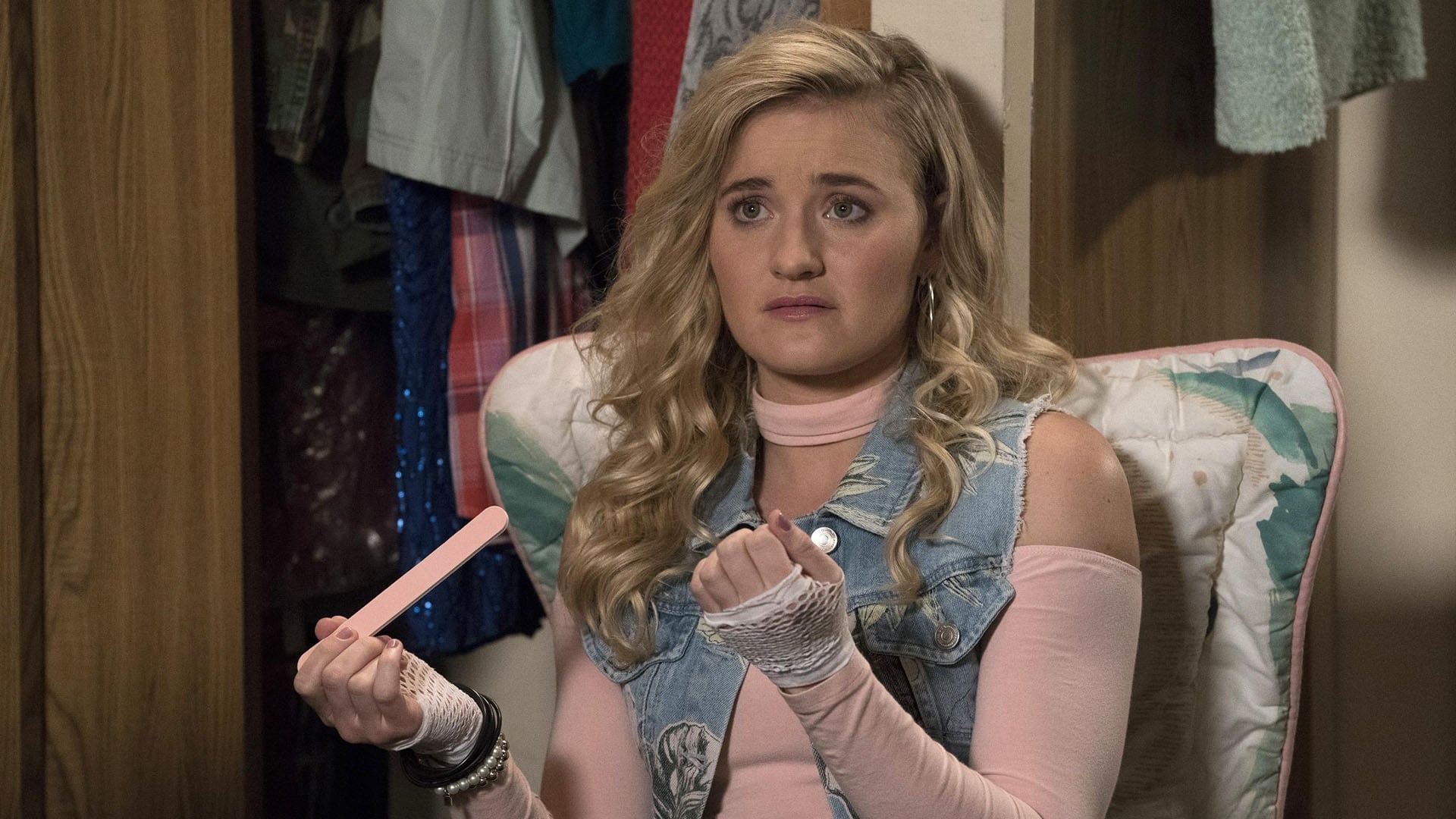 The Goldbergs Season 5 :Episode 16  The Scrunchie Rule