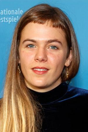 Inês Campos's picture in the cast