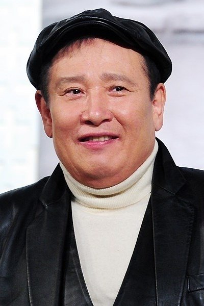 Lee Dae-geun's picture in the cast