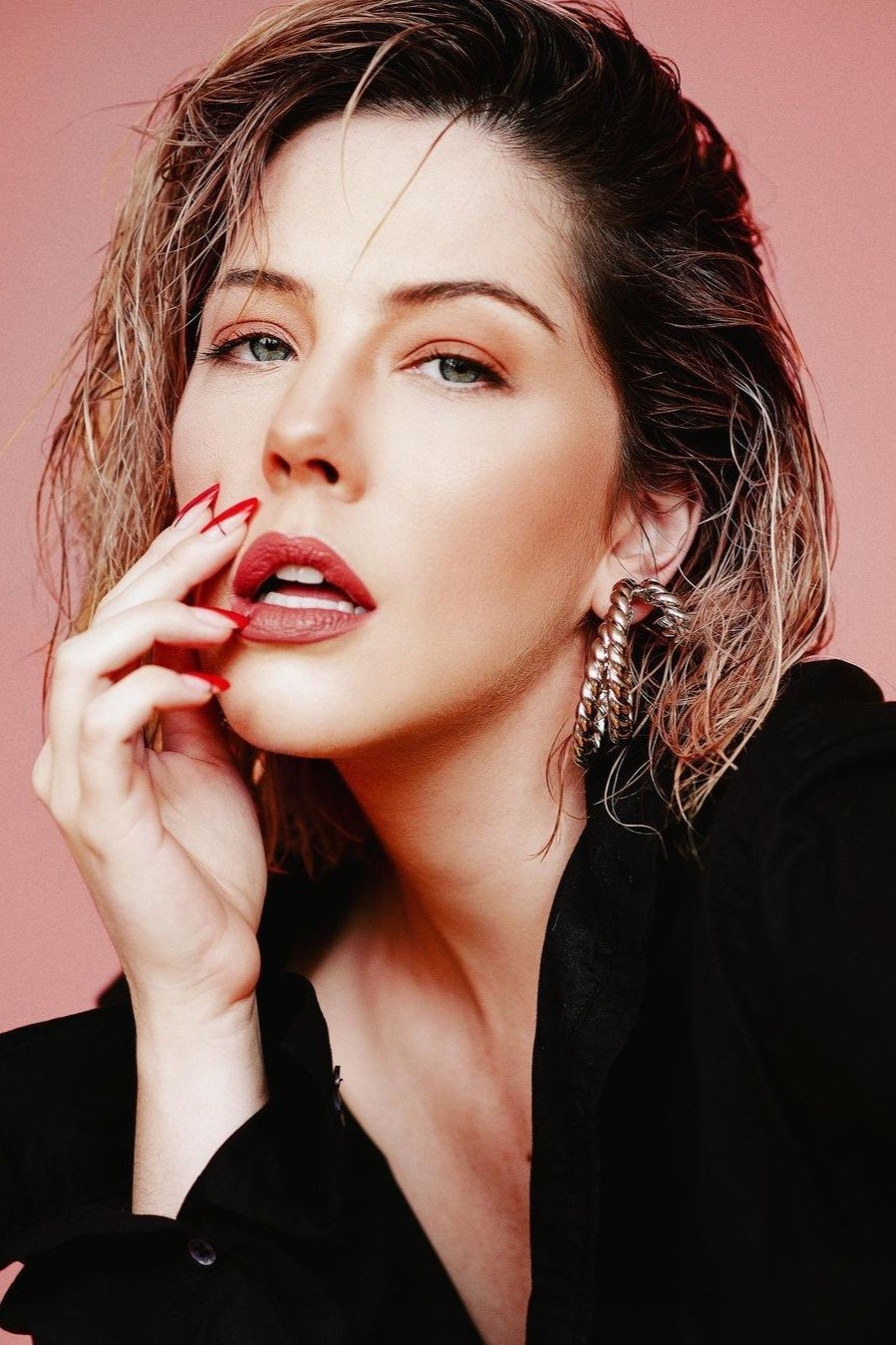 et billede af Bia Arantes