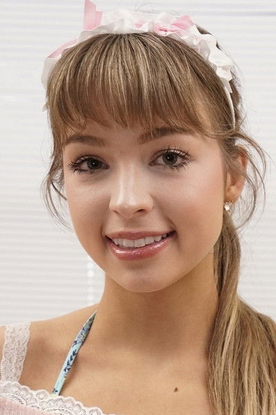 et billede af Leila Cove