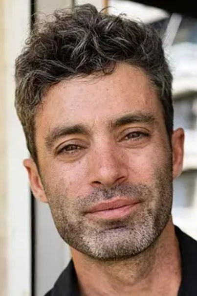 et billede af Matthew Cassel