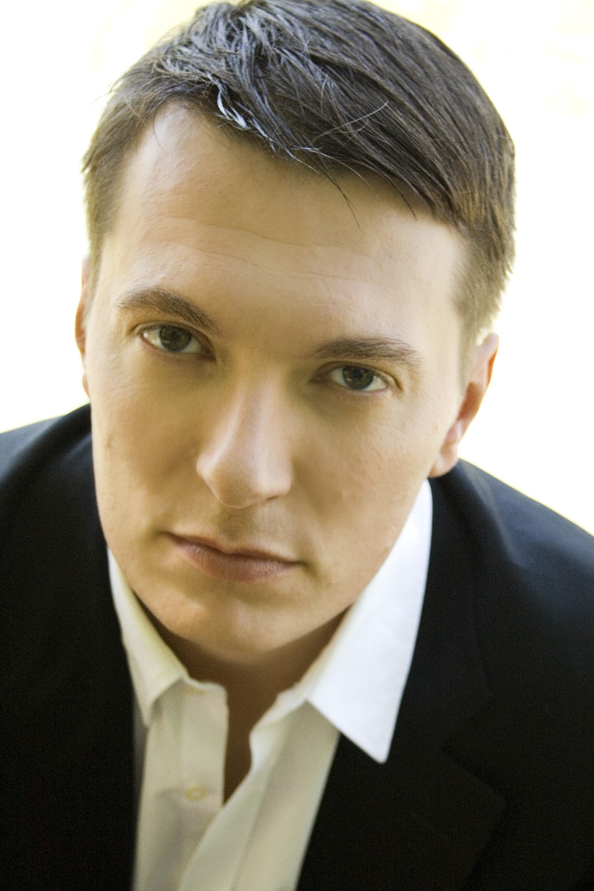 et billede af James Arden