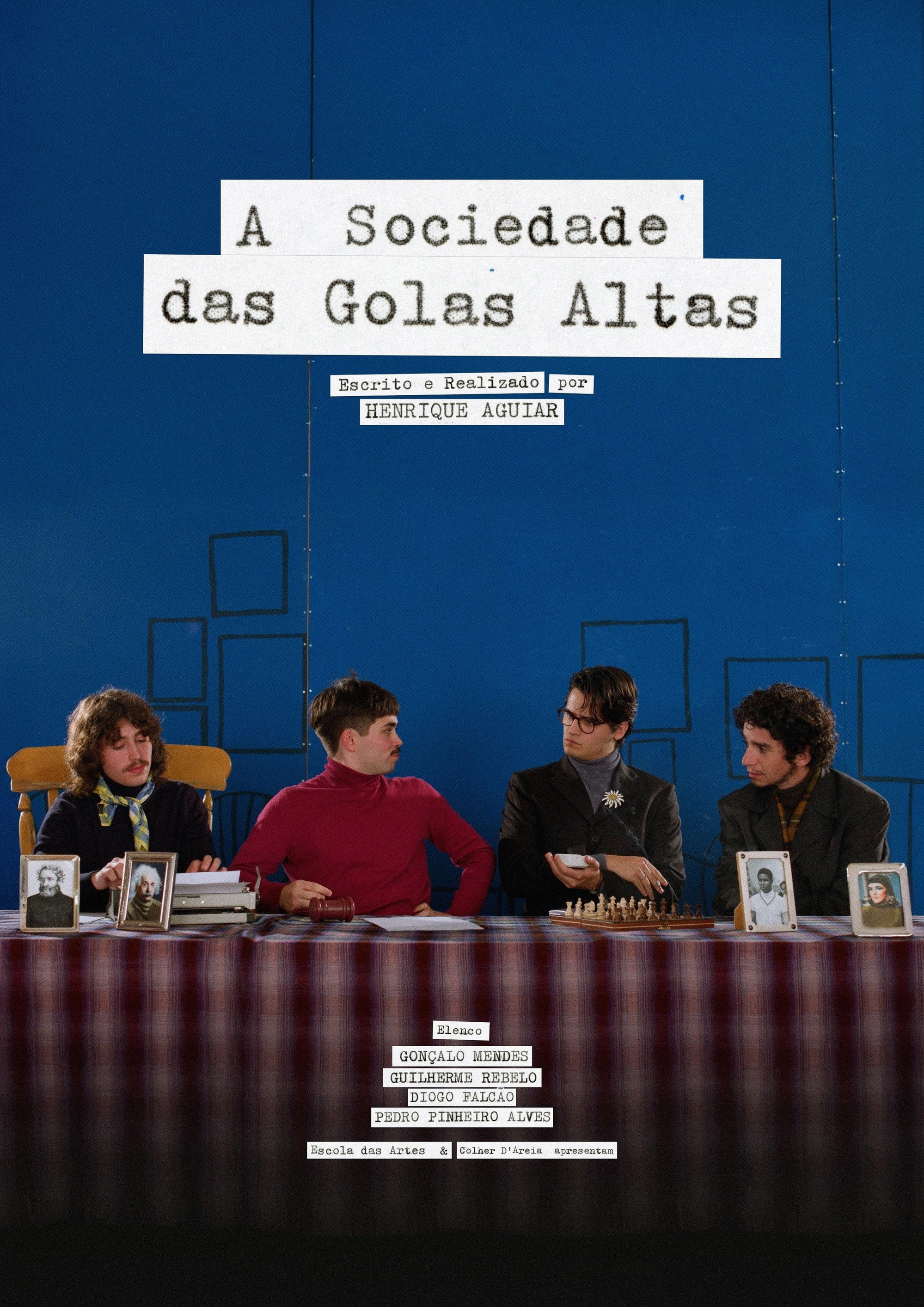 A Sociedade das Golas Altas