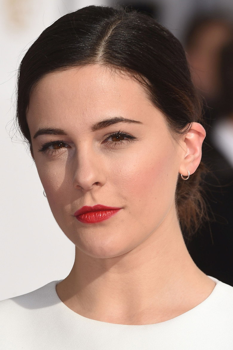 Phoebe Fox TMDB Photo