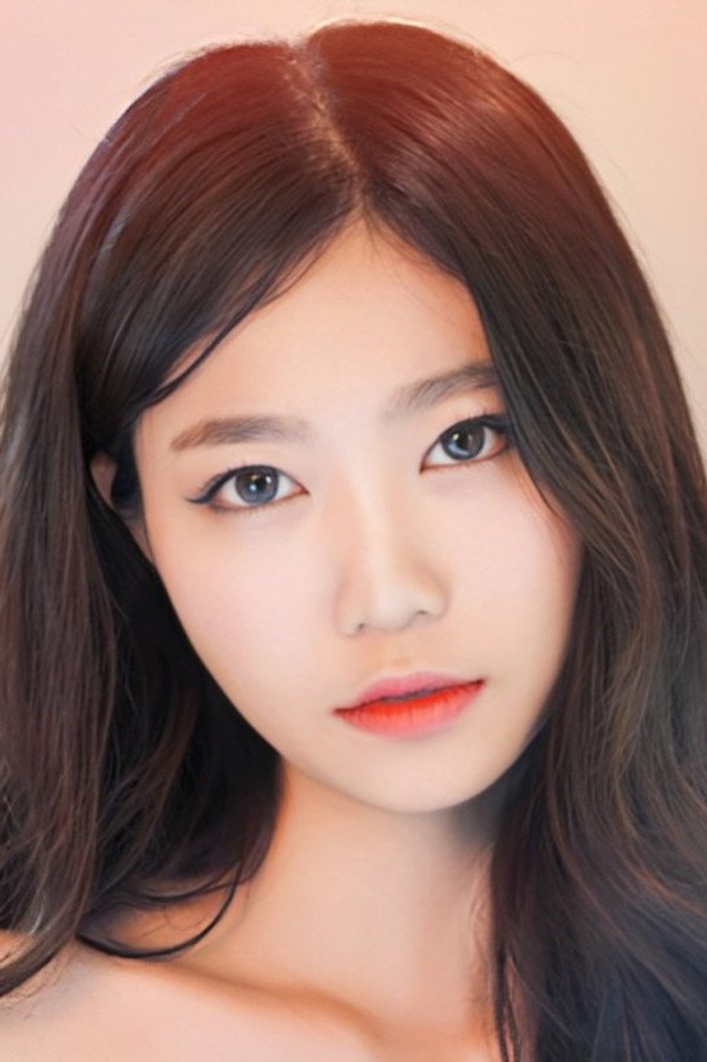 Юн Юл / Yoon Yool TMDB Photo