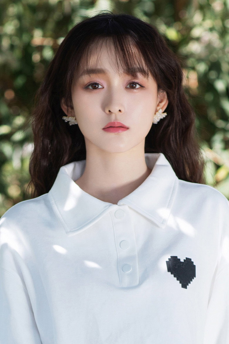 何泓姗 / He Hongshan TMDB Photo