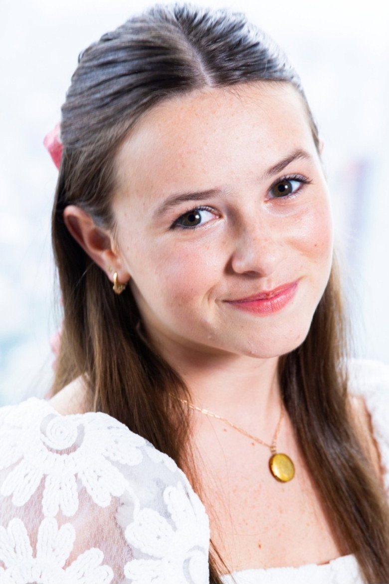 Кейлі Флемінґ / Cailey Fleming TMDB Photo