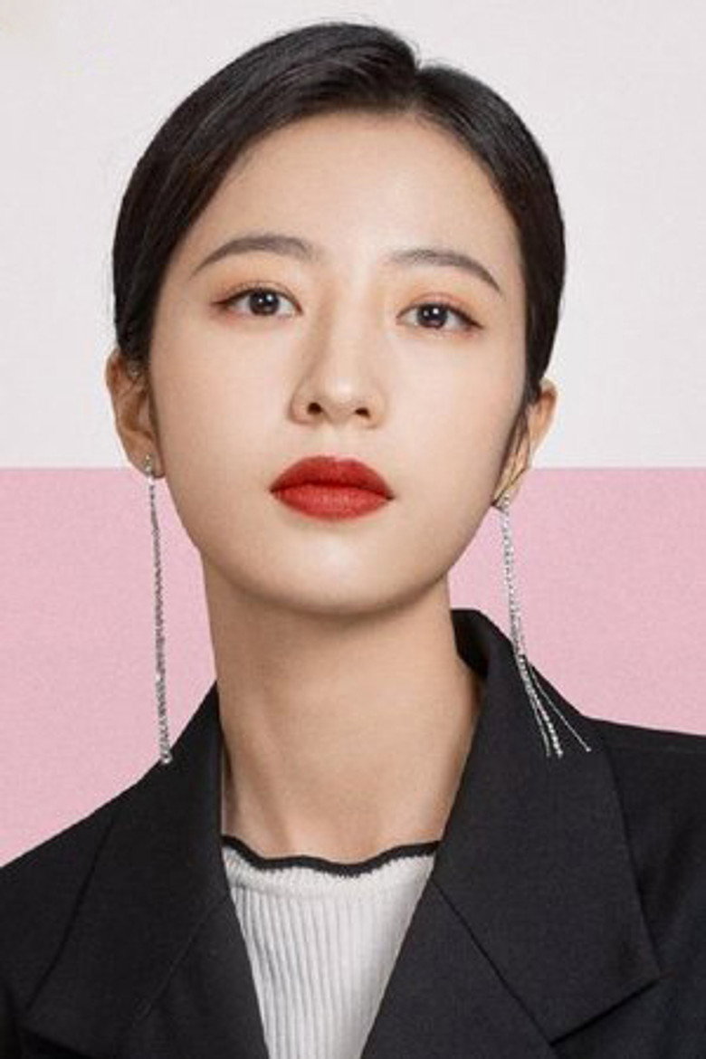 周雨彤 / Zhou Yutong TMDB Photo