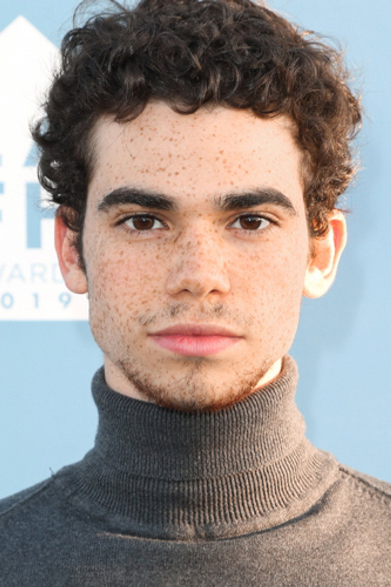 Камерон Бойс / Cameron Boyce TMDB Photo
