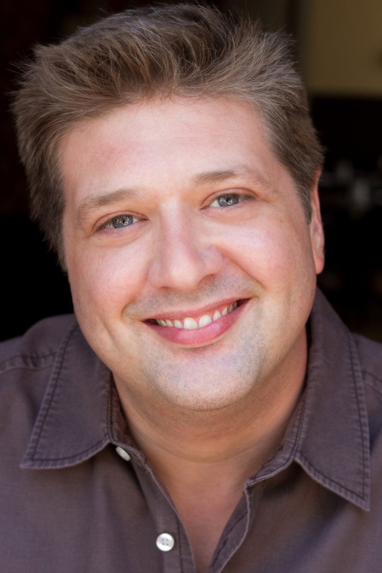 Ленс Барбер / Lance Barber TMDB Photo