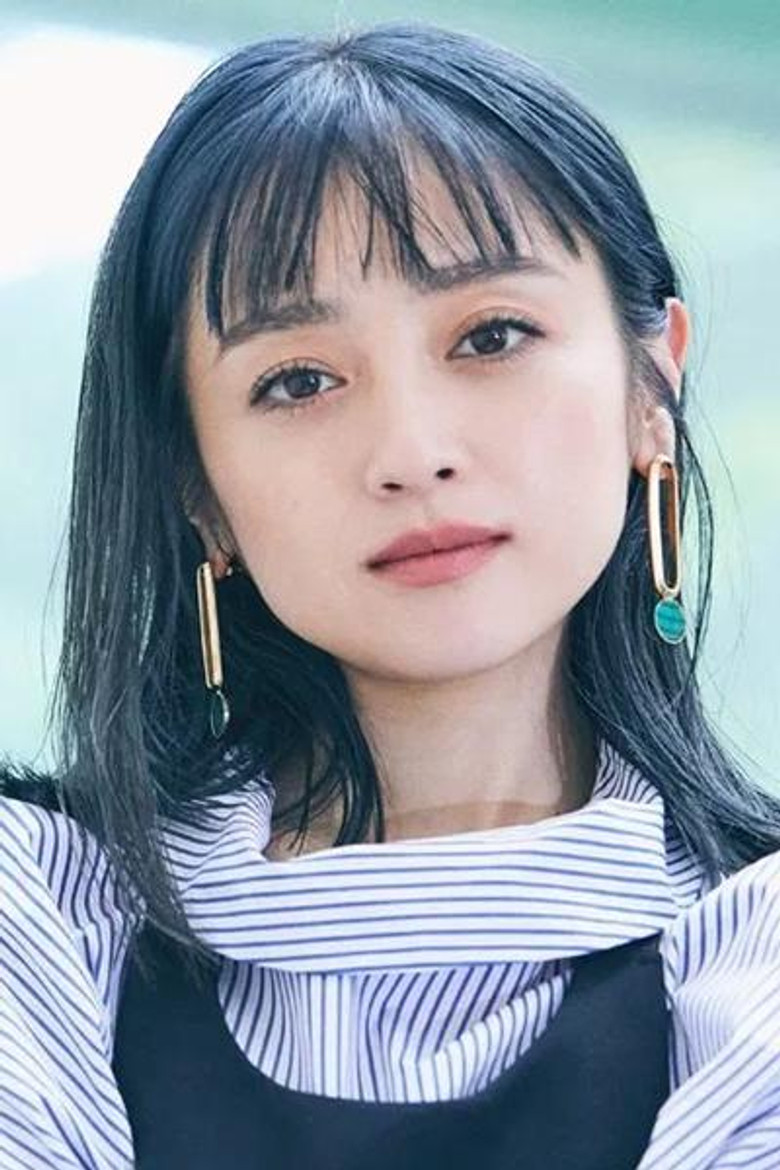 Юмі Адачі / Yumi Adachi TMDB Photo