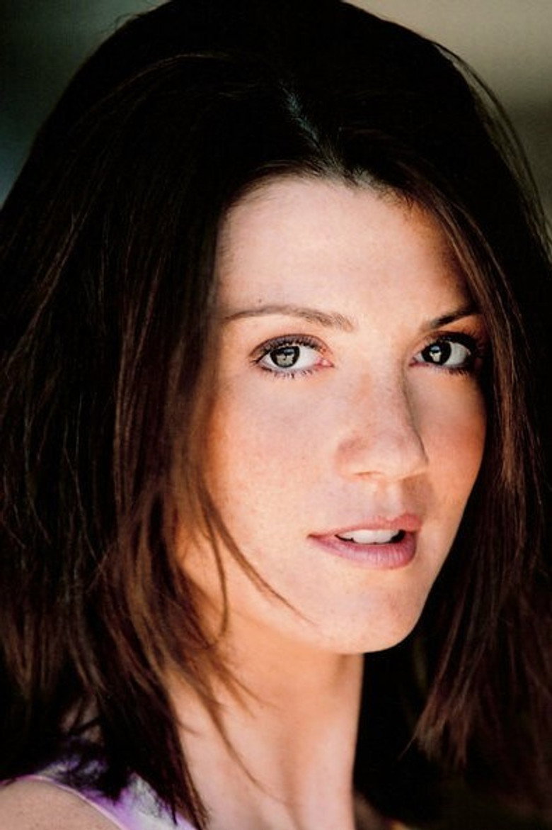 Zoe McLellan TMDB Photo